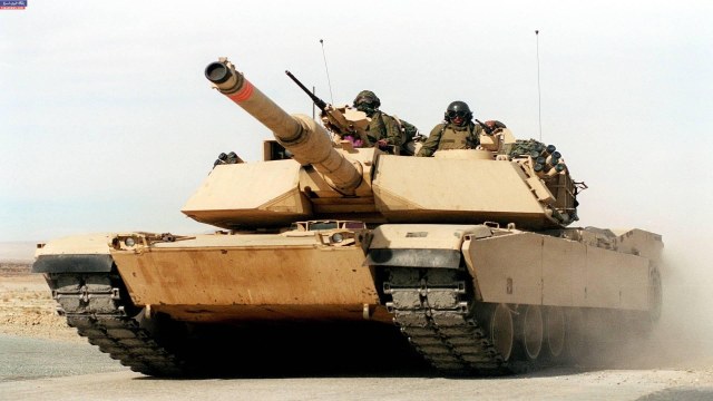 Tank-Military_HD_widescreen_Wallpaper_1920x1080.jpg