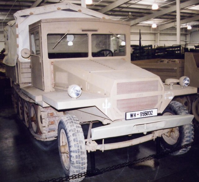 sdkfz11_leichter_zugkraftwagen_19926.jpg