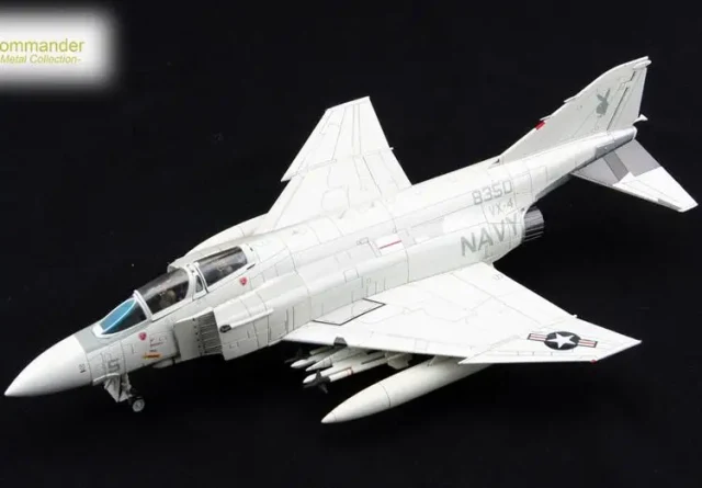 Air-Commander-F-4J-VX-4-5-1977-1 (1).webp