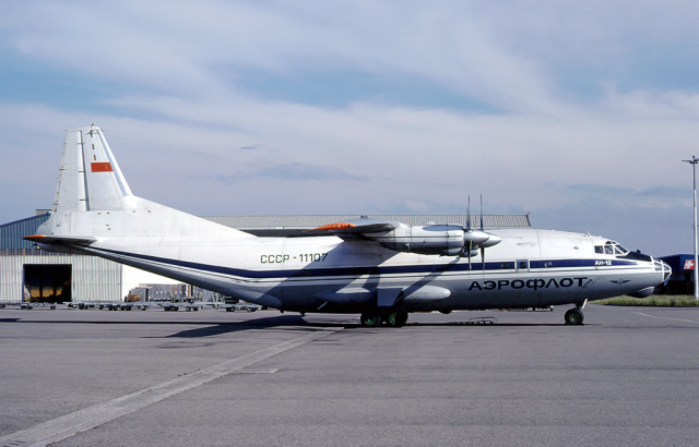 Aeroflot_An-12_CCCP-11107_LFSB_1978-6-10.png