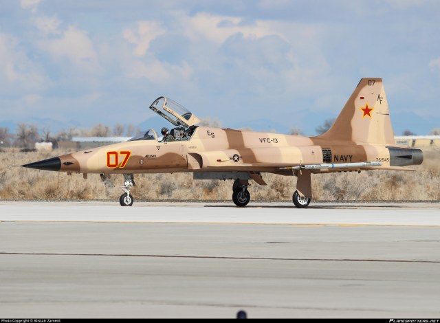 761545-us-navy-northrop-f-5n-tiger-ii_PlanespottersNet_1072088_297b218a8d_o.jpg