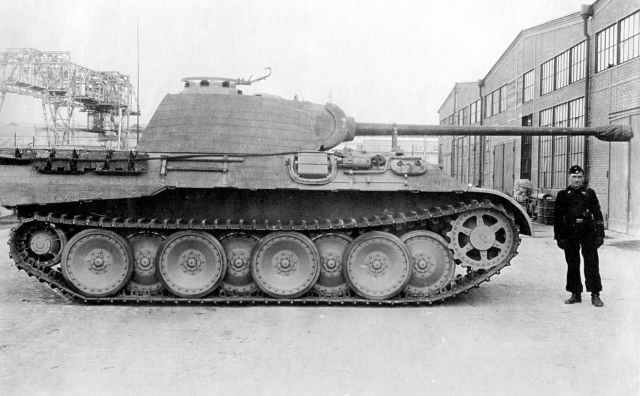 pzkpfw-v-panther-medium-tank-29.png