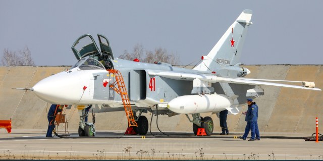 Су-24М №41.jpg