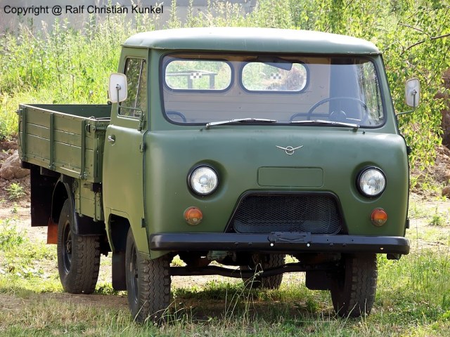 uaz-452-d-leichtes-32156.jpg