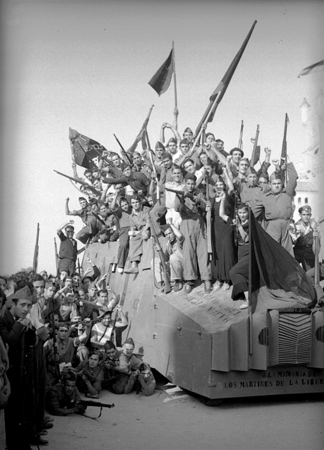 110713-spanish-civil-war-02.photoblog900.jpg