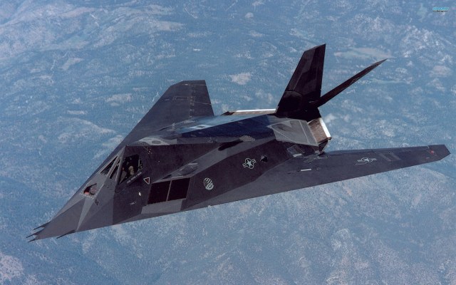 lockheed-f-117-nighthawk.jpg