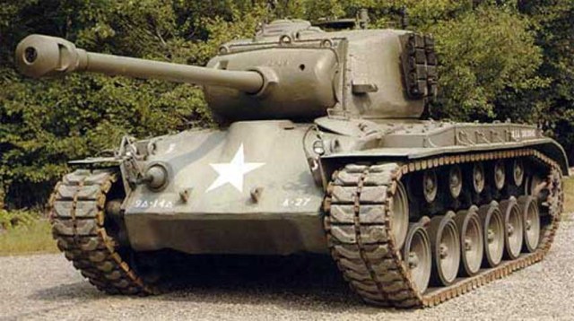 tank-pershing-03.jpg
