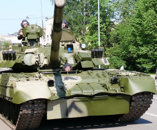 T-80U_KZ_070526_01.JPG