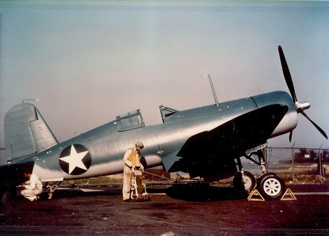 Vought-F4U-1-Corsair-the-early-production-Corsairs-had-the-birdcage-canopy-taken-at-Stratford-CT-1942-01.jpg