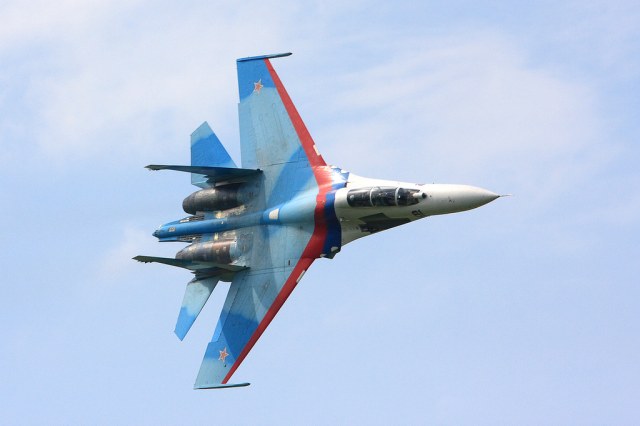 Falcons_of_Russia_aerobatic_team_Su-27_2.jpg