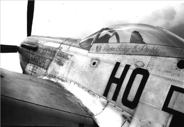 P-51D Cripes a mighty 3rd forward 44-13321.jpg