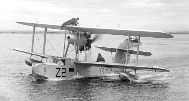 Supermarine_Walrus_SLV_AllanGreen.jpg