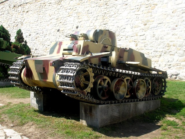 Pz_II_Neu_001.jpg
