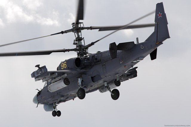 5.Ka-52-VVS-Rossii-v-polete..jpeg