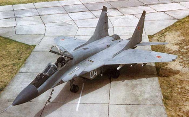 MIG-29-04_9-13.jpg