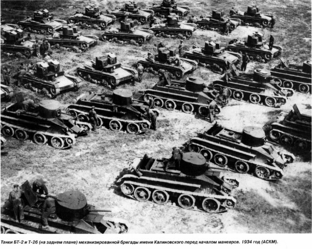 bt-2 malinovsky 1934.jpg