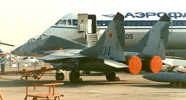 ru_aircraft_mig29ub_07.jpg