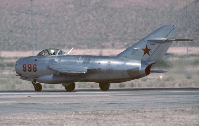 1234793387_mig-15_5.jpg