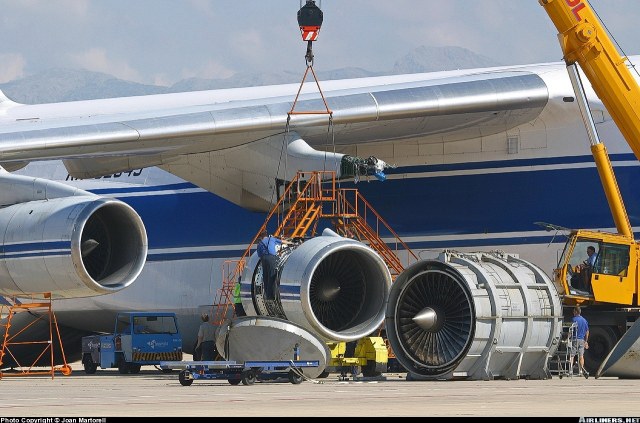 Ан-124 движки.jpg