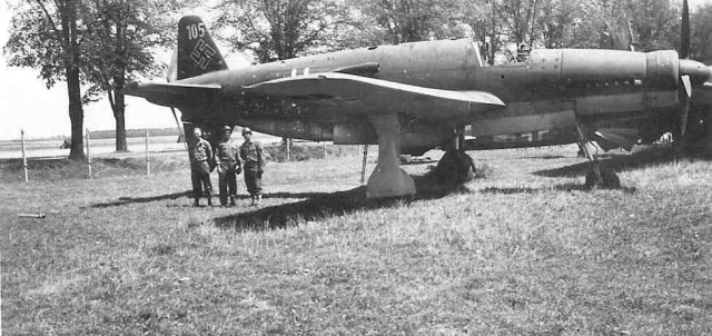 Eaglecals #164 Dornier Do 335 Pfeil (6)a.jpg