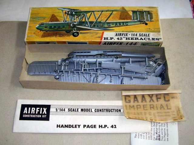 Airfix_HP42_1.jpg