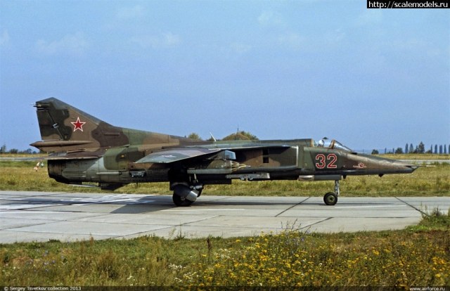 1580555401_mig-27d_296-apib_-ajerodrom-Grossenhain-germani.jpg