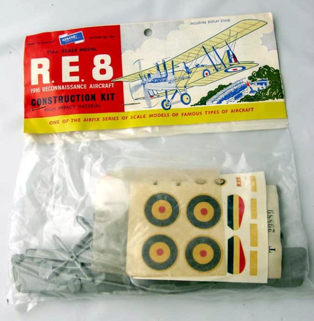 Airfix_RE8_1.jpg