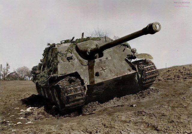 Jagdpanther_101.jpg