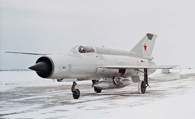 mig21r-3.jpg