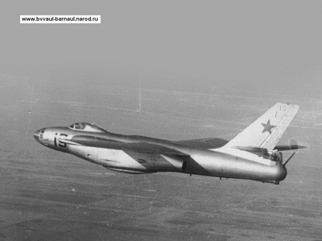 ил-28.jpg