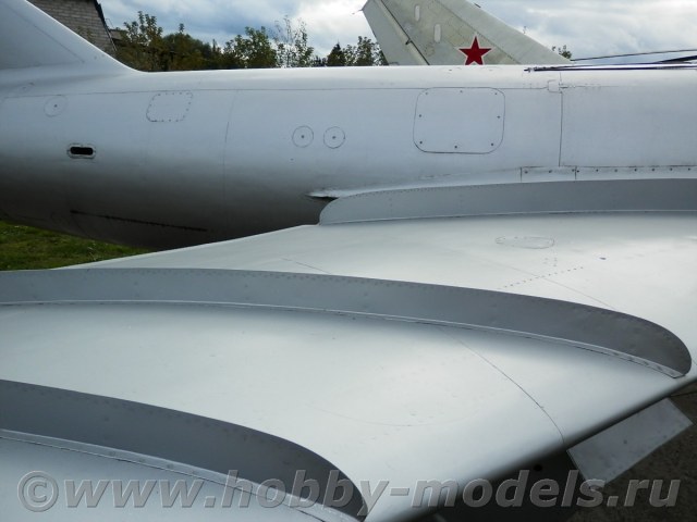 mig-17_28.jpg