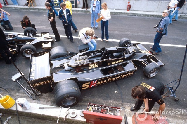 lotus-79-ford-of-mario-andrett.jpg