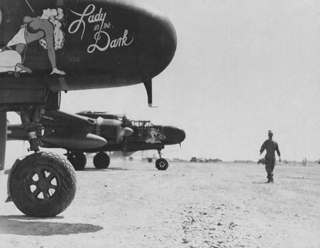 d86a5fef282dcfe1b1b157485038e202--iwo-jima-nose-art.jpg