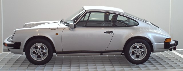 1986_Porsche_911_SC.jpg
