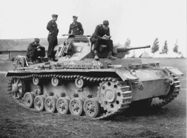 Aisa9DjZako.jpg