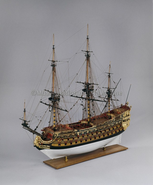 LE LOUIS QUINZ Eentre 1715 6.jpg