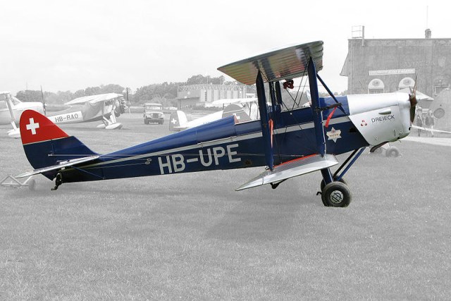 800px-De_Havilland_DH_60.GIII_Moth_Major_img_0504.jpg