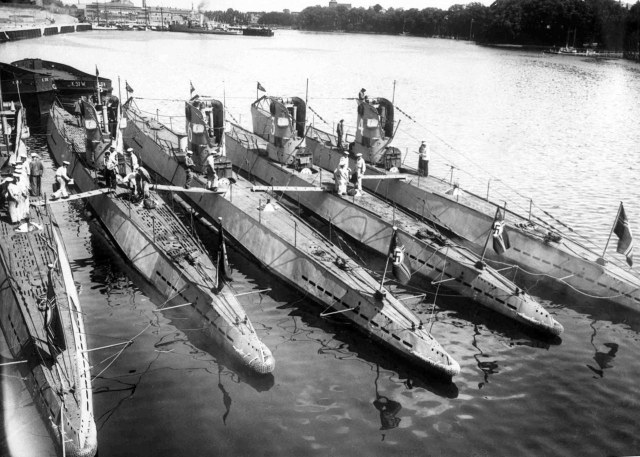 german-u-boat-22317b5c3f11c887.jpg