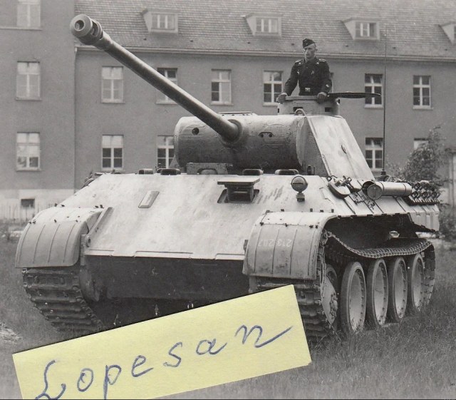Ausf.D late.jpg
