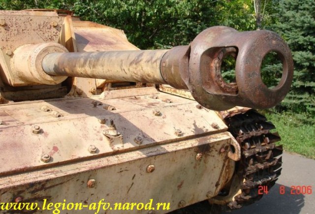 StuG-40_Saratov_009.JPG
