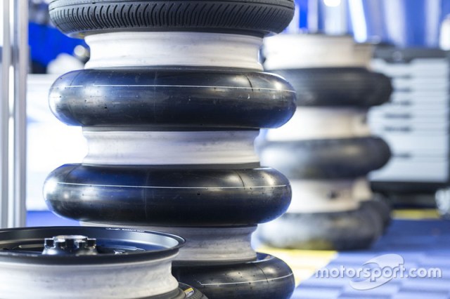 motogp-spanish-gp-2017-michelin-tyres.jpg