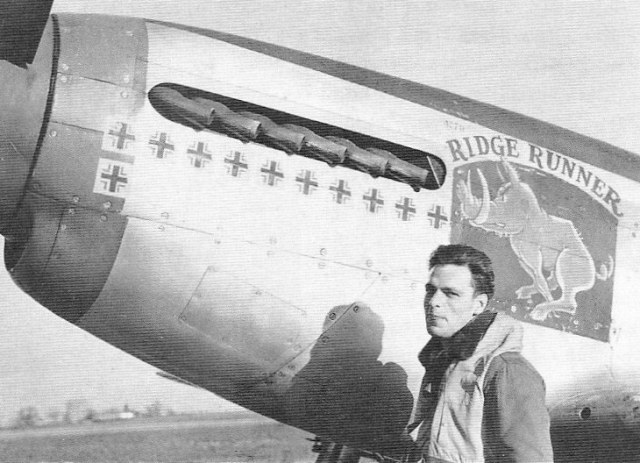 Major Pierce McKennon with his P-51D Mustang 'RIDGE RUNNER II'..jpeg