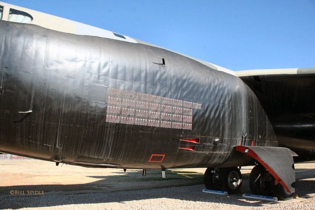 b-52d_56-0629_011_of_137.jpg