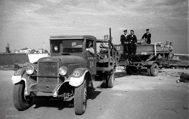 ЗиС-5 на маршруте Одесса-Днестр, 1944 год.jpg