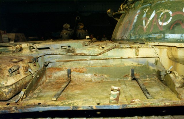 t-62_model_1972_15_of_32.jpg