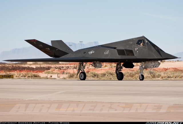 F-117A-2.jpg