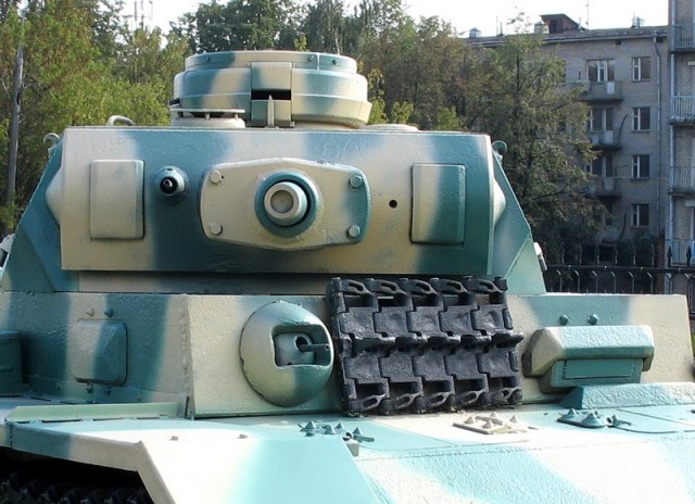 Panzerkampfwagen_III_in_russian_museum.jpg