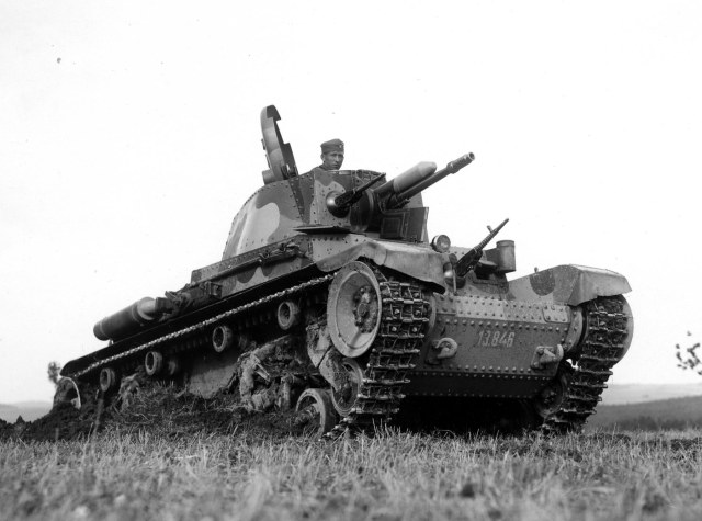 Pz.Kpfw.35(t).jpg
