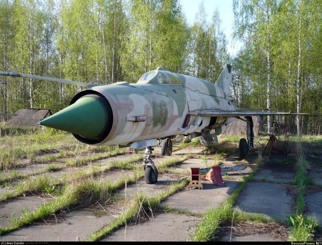 037745.jpg