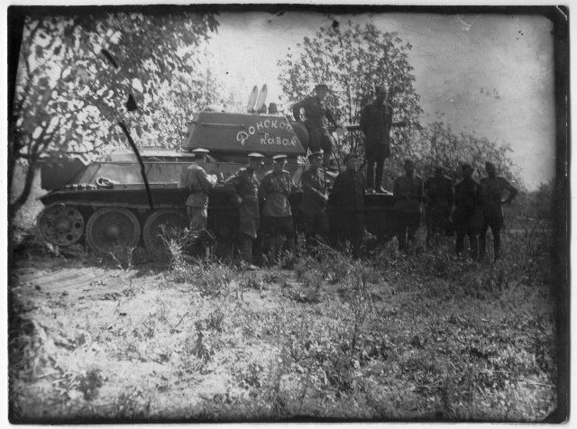 t3476-kazak-1943.jpg